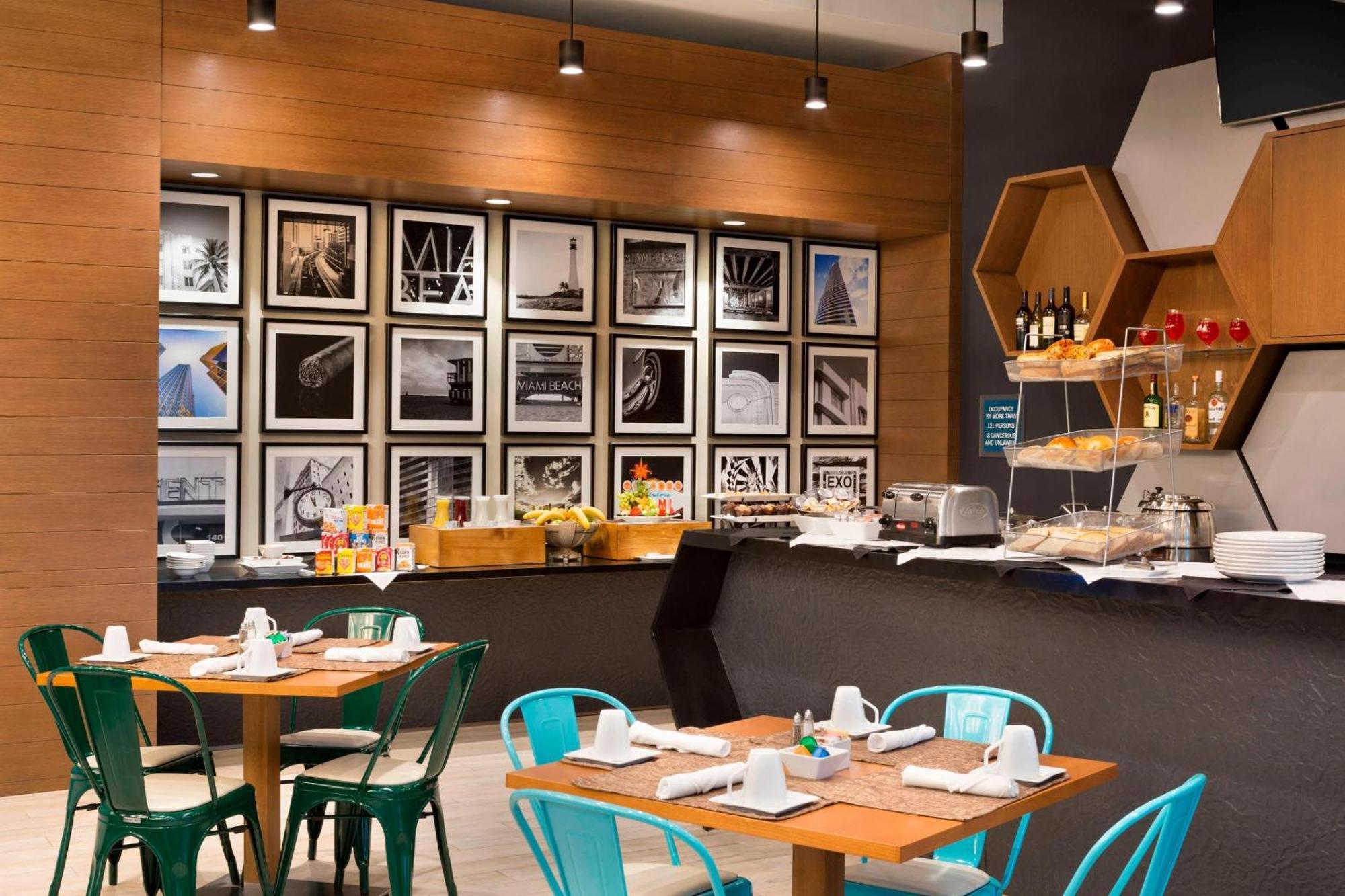 Four Points By Sheraton Miami Airport Дорел Экстерьер фото
